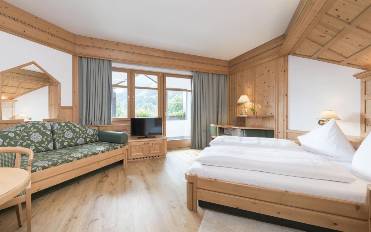Ferien & Wellnesshotel Windschar บรูนิโก ภายนอก รูปภาพ