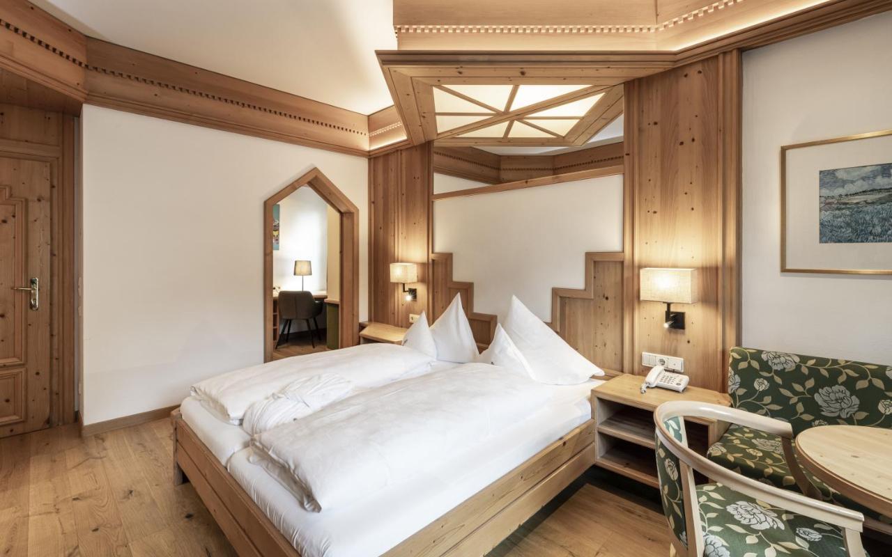 Ferien & Wellnesshotel Windschar บรูนิโก ภายนอก รูปภาพ